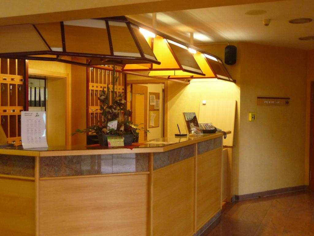 纽伦堡斯塔德特特酒店 萨勒河畔瑙姆堡 外观 照片